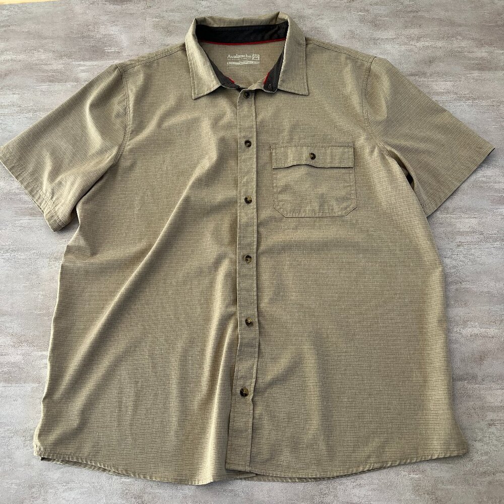 Avalanche men's performance short sleeve button-up‎ shirt mens XL